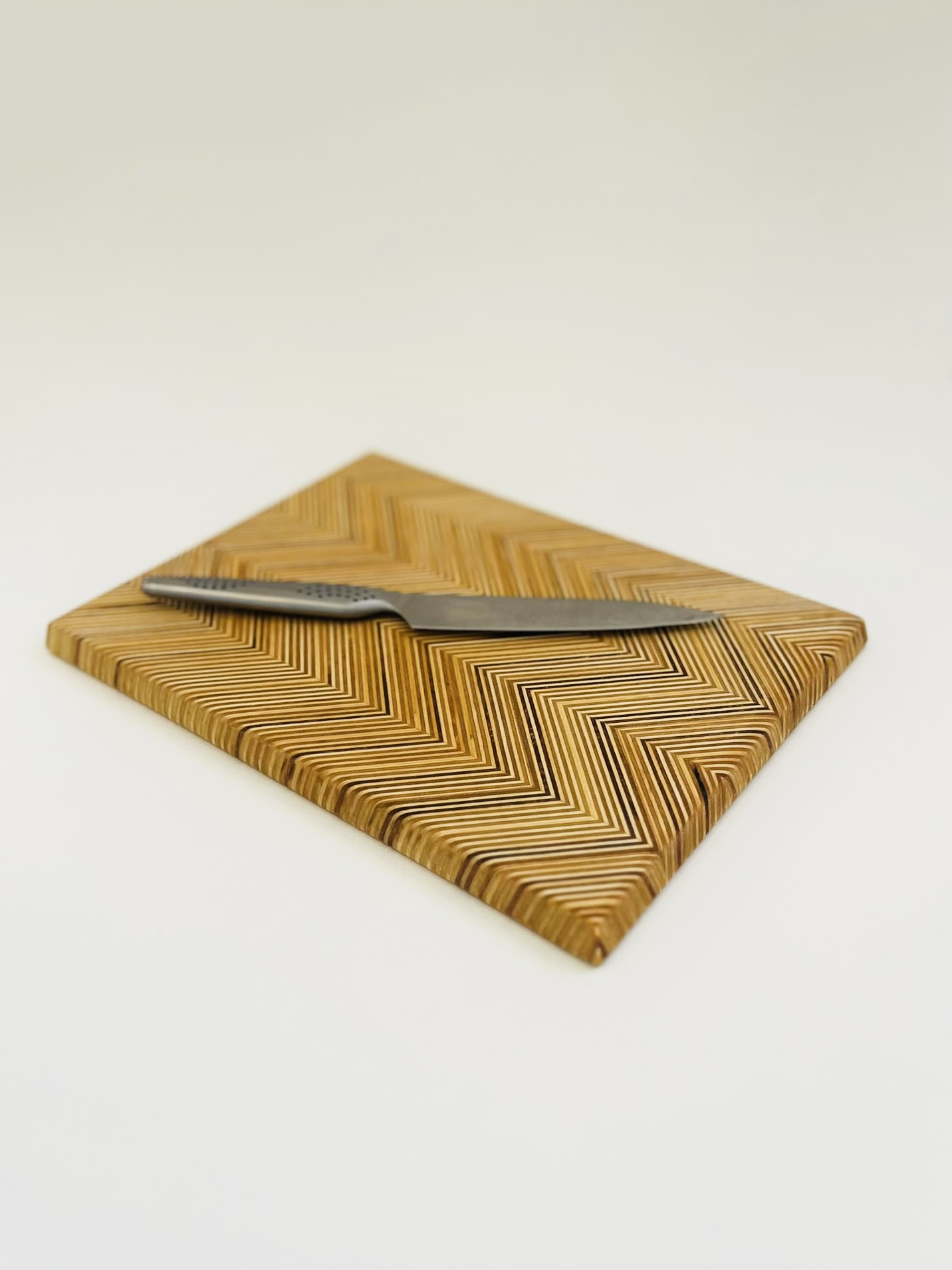 wooden-cutting-board-small